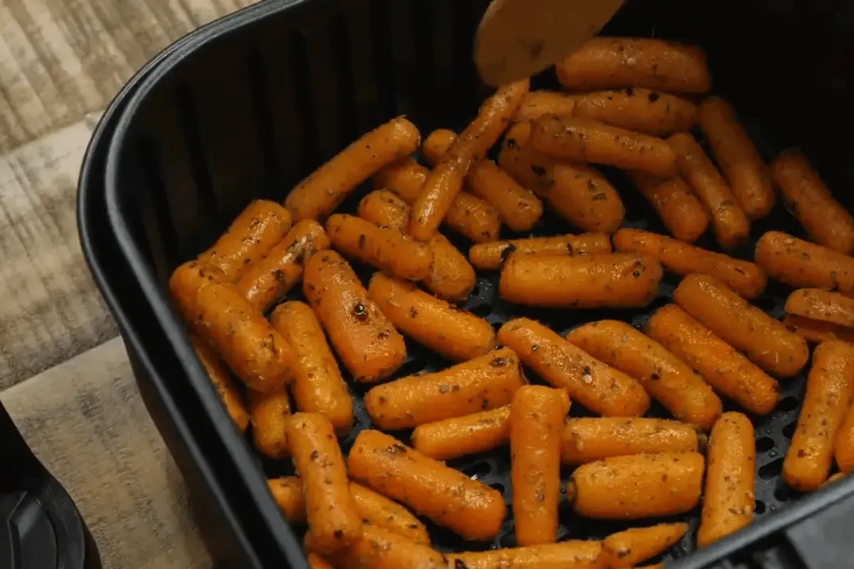 Air Fryer Hot Honey Roasted Carrots Recipe Sweet & Spicy Side Dish